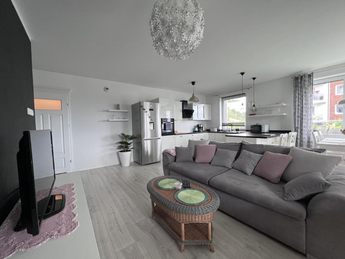 Apartament Z Tarasem Na Osiedlu Rakownica Jelenia Góra Esterno foto