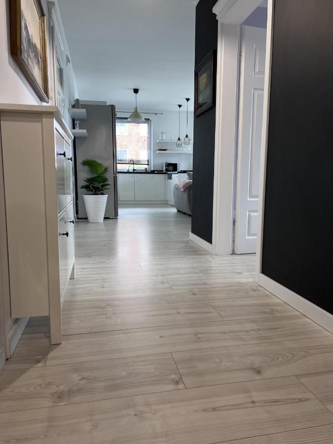 Apartament Z Tarasem Na Osiedlu Rakownica Jelenia Góra Esterno foto