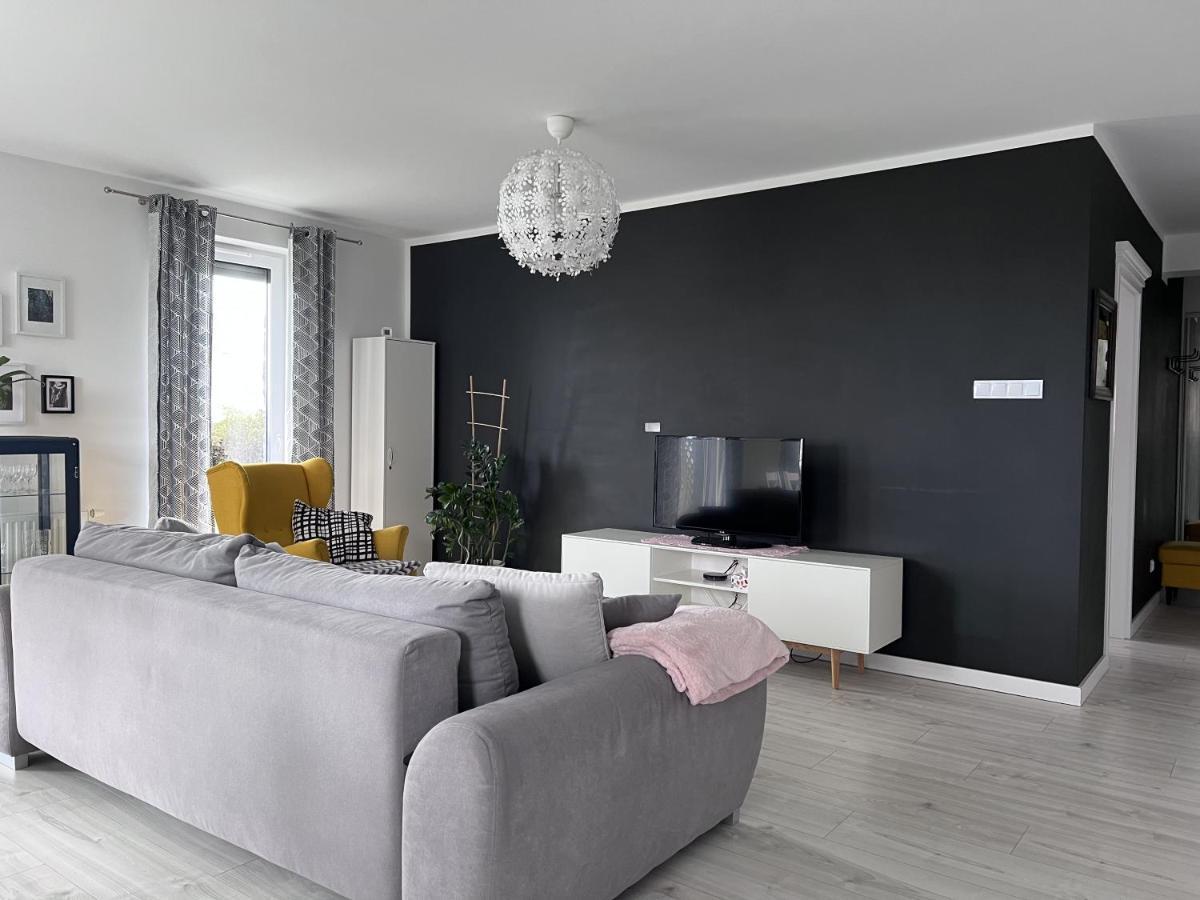 Apartament Z Tarasem Na Osiedlu Rakownica Jelenia Góra Esterno foto