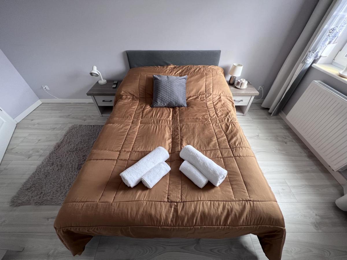 Apartament Z Tarasem Na Osiedlu Rakownica Jelenia Góra Esterno foto